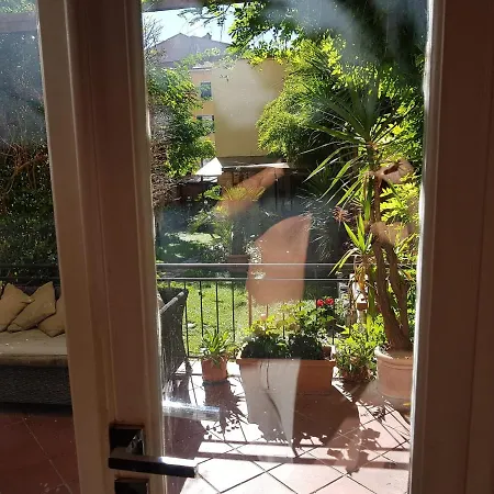 La Casa Con Piscina Riscaldata Interna Anna Luxury Garden Pisa