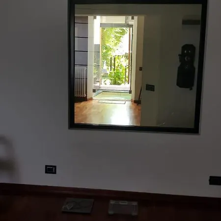 La Casa Con Piscina Riscaldata Interna Anna Luxury Garden Appartement *