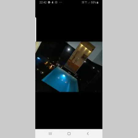 La Casa Con Piscina Riscaldata Interna Anna Luxury Garden